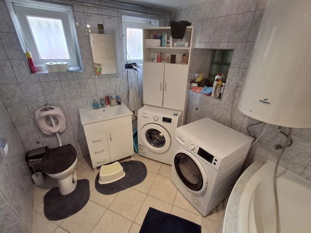 Eladó családi ház, Cegléden 34 M Ft, 2+1 szobás