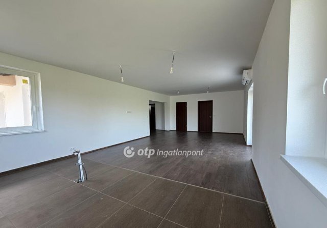 Eladó családi ház, Nagykátán 95 M Ft, 3 szobás