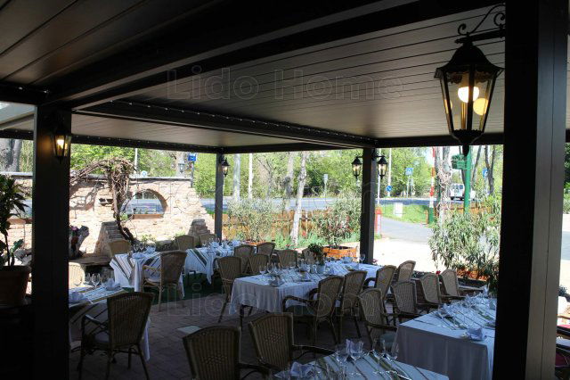 Eladó üzlethelyiség, Balatonföldváron 720 M Ft, 10 szobás