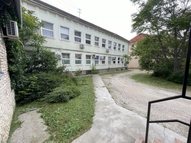 Eladó üzlethelyiség, Várpalotán 299 M Ft / költözzbe.hu