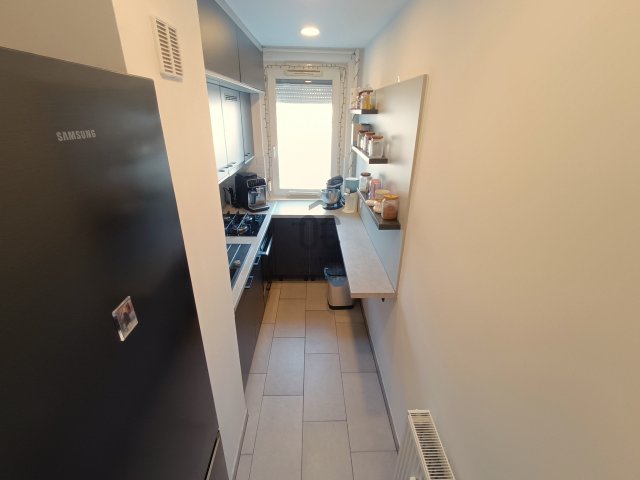 Eladó panellakás, Budapesten, III. kerületben 75.9 M Ft, 3 szobás