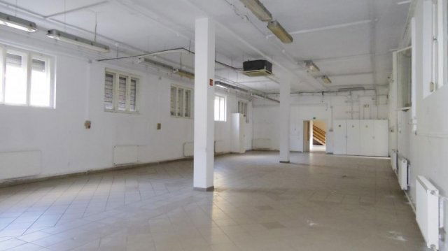 Kiadó iroda, Debrecenben 1100 E Ft / hó / költözzbe.hu