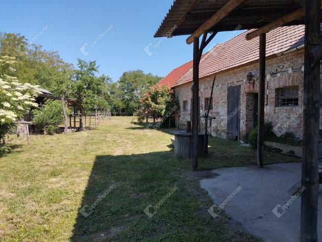 Eladó családi ház, Rábaszentandráson 21 M Ft, 3 szobás