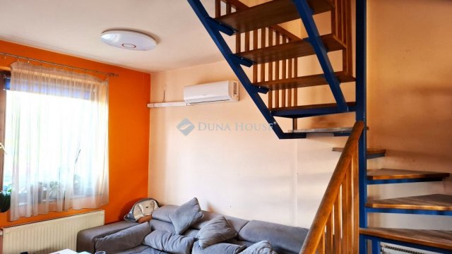 Eladó sorház, Kistarcsán 95 M Ft, 1+3 szobás