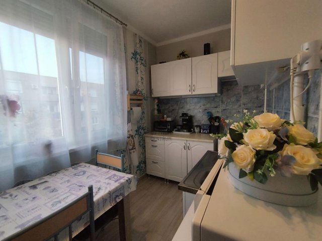 Eladó panellakás, Nagykőrösön 31.5 M Ft, 2 szobás