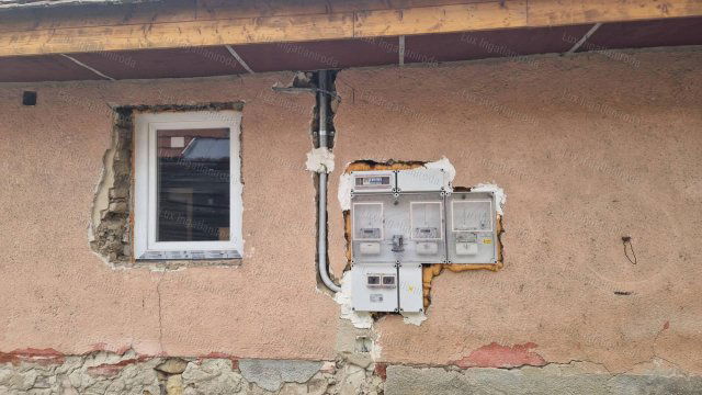 Eladó családi ház, Tokodon 20 M Ft, 1+1 szobás