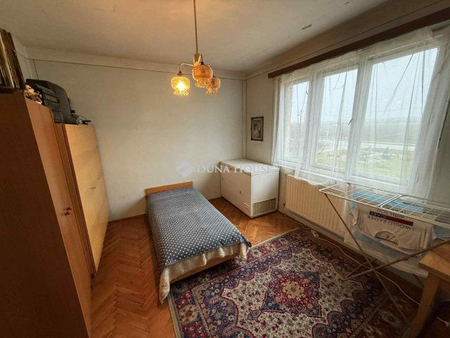 Eladó téglalakás, Mosonudvaron 27.9 M Ft, 2 szobás