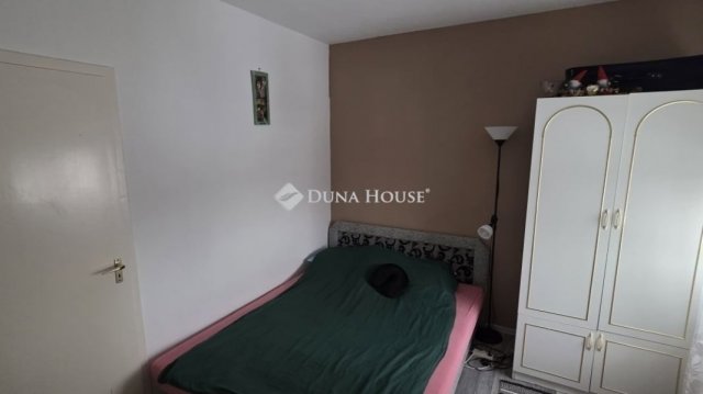 Eladó panellakás, Hódmezővásárhelyen 47 M Ft, 2+1 szobás