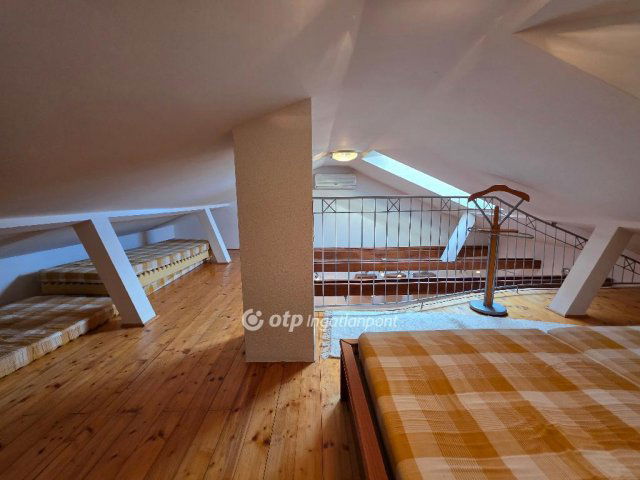 Eladó nyaraló, Balatonszárszón 114.9 M Ft, 2 szobás