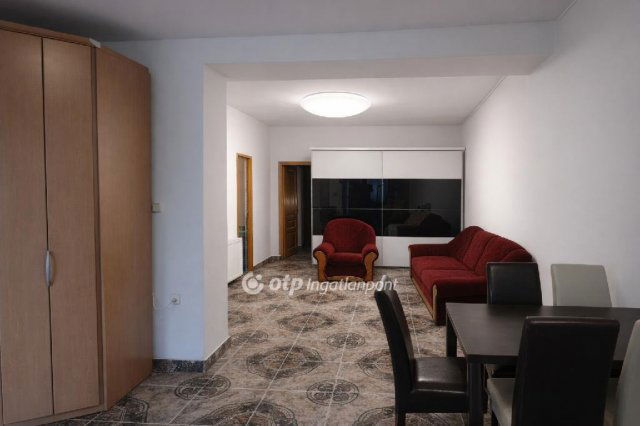 Eladó ikerház, Szigetszentmiklóson 67 M Ft, 2+1 szobás