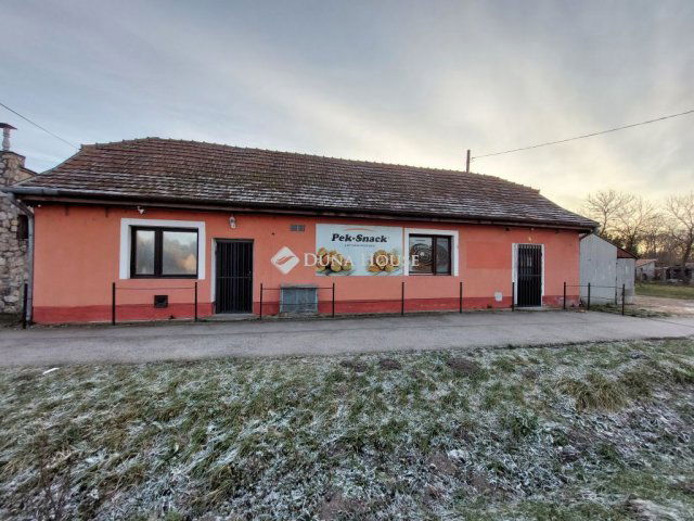 Kiadó üzlethelyiség, Nádasdladányban 150 E Ft / hó