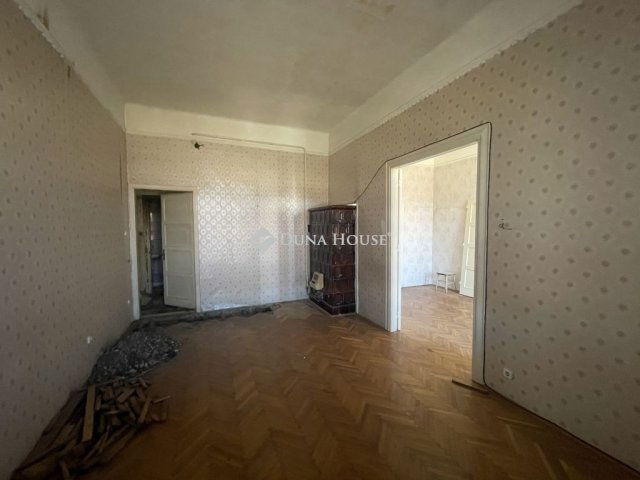 Eladó téglalakás, Budapesten, IX. kerületben 175 M Ft, 5 szobás