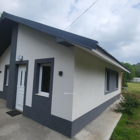 Eladó nyaraló, Debrecenben 28.9 M Ft, 2 szobás