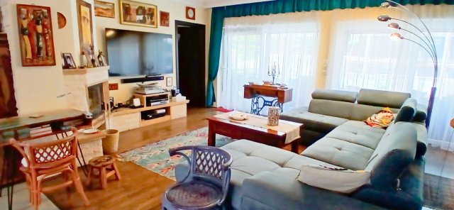 Eladó családi ház, Pomázon 179 M Ft, 5 szobás