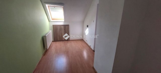 Eladó téglalakás, Szombathelyen 61.9 M Ft, 3 szobás