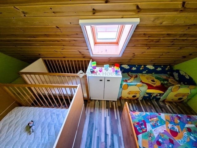 Eladó családi ház, Vasadon 179.9 M Ft, 12 szobás