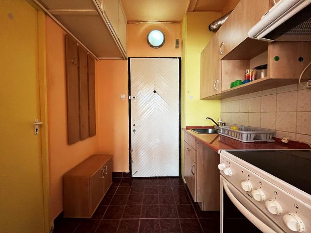 Eladó panellakás, Budapesten, X. kerületben 39.9 M Ft, 1 szobás