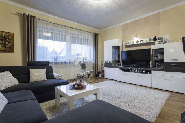 Eladó családi ház, Mosonmagyaróváron 79.8 M Ft, 2 szobás