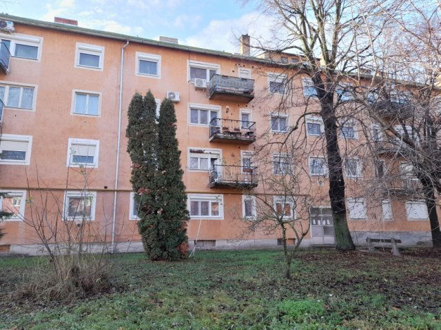 Eladó téglalakás, Bodajkon 23 M Ft, 1 szobás