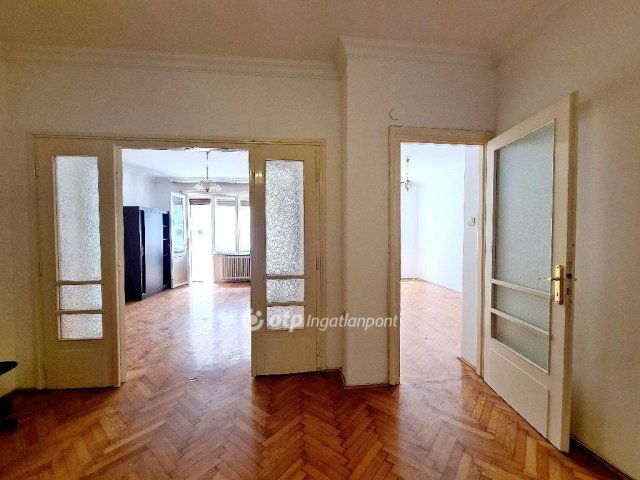 Eladó téglalakás, Budapesten, VII. kerületben 114 M Ft, 3 szobás