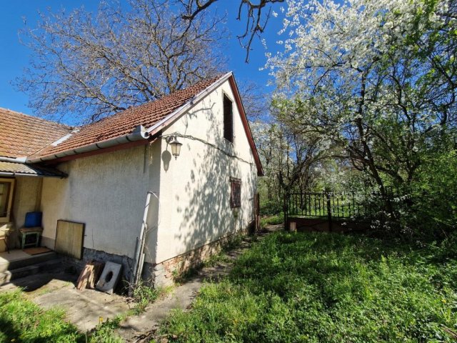 Eladó családi ház, Kaposváron, Mogyoró utcában 19.25 M Ft