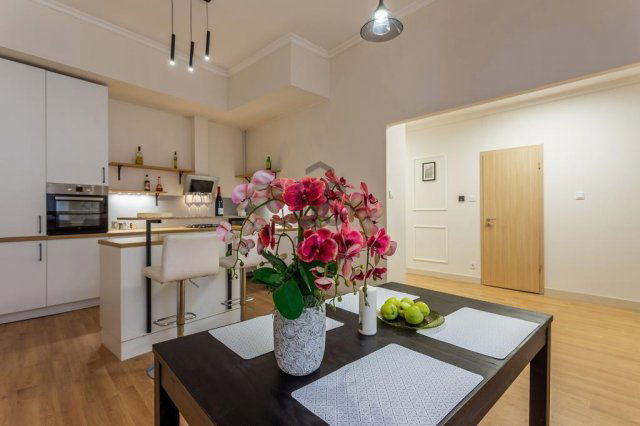 Eladó téglalakás, Budapesten, VI. kerületben 164 M Ft, 4 szobás