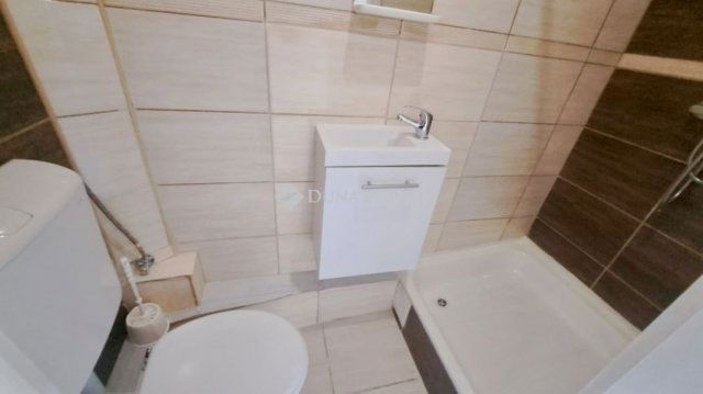 Eladó téglalakás, Budapesten, VII. kerületben 49.9 M Ft