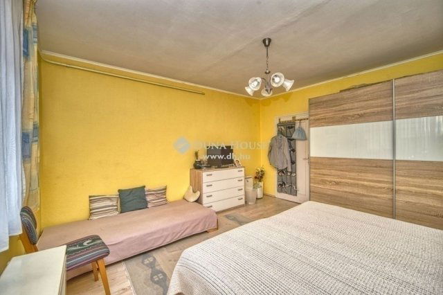 Eladó családi ház, Budapesten, XVIII. kerületben 142 M Ft