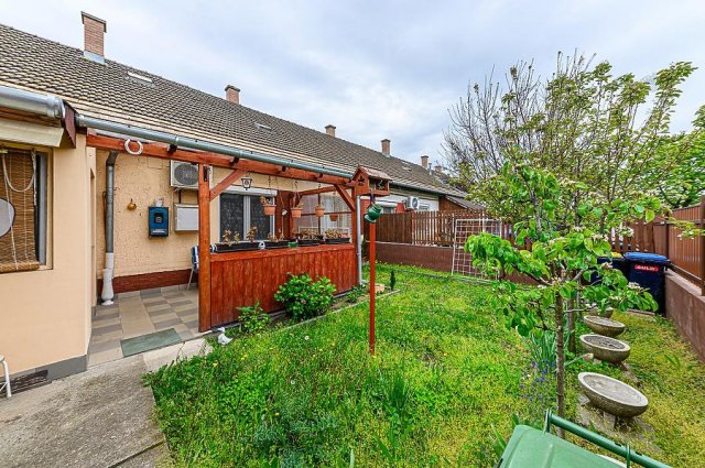 Eladó téglalakás, Budapesten, X. kerületben 54 M Ft, 1 szobás