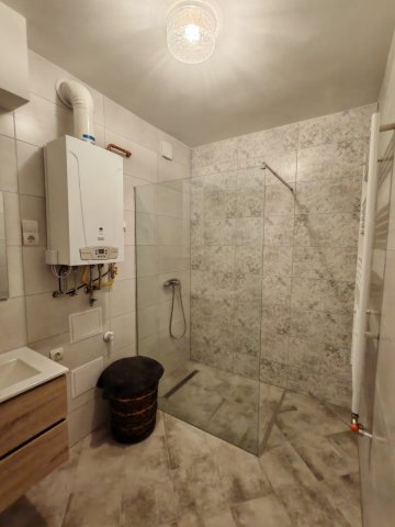 Kiadó téglalakás, albérlet, Szegeden, Béke utcában, 3 szobás