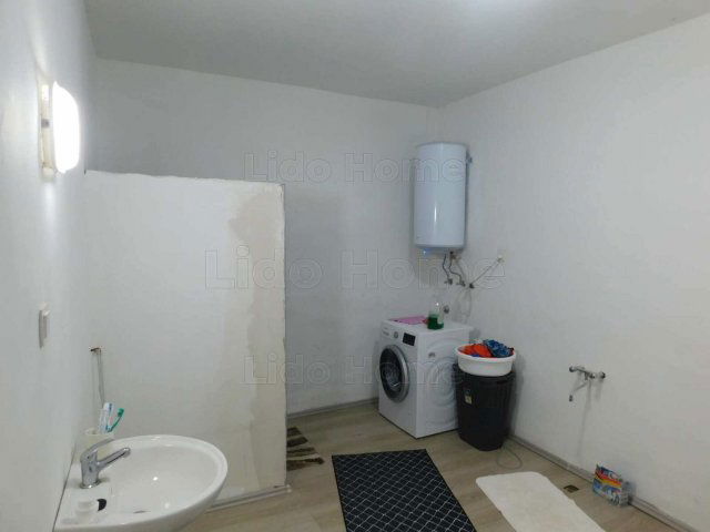 Eladó családi ház, Balatonbogláron 42.9 M Ft, 2 szobás