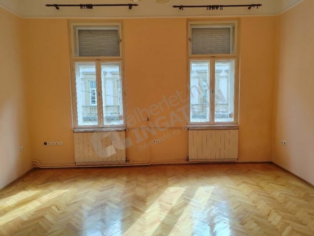 Eladó téglalakás, Budapesten, VII. kerületben, Dohány utcában