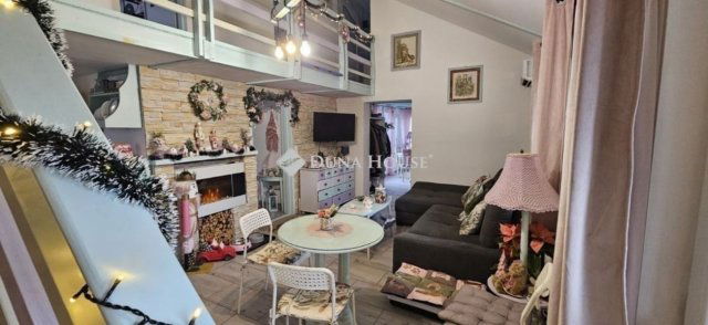 Eladó családi ház, Erdőkertesen 78.9 M Ft, 6 szobás