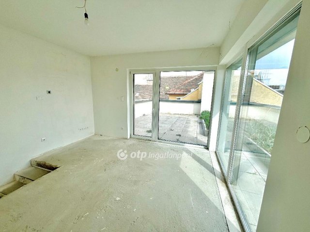 Eladó téglalakás, Budapesten, VIII. kerületben 197.239 M Ft