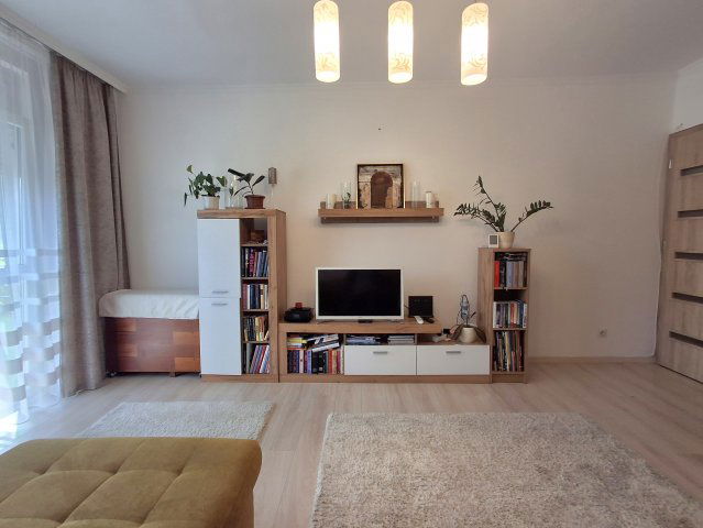 Eladó panellakás, Debrecenben, Sinai Miklós utcában 59.99 M Ft