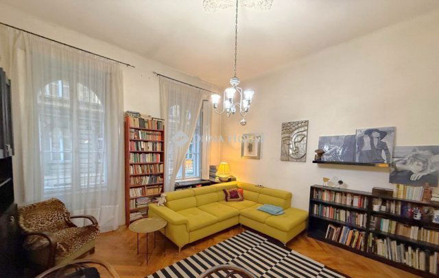 Eladó téglalakás, Budapesten, VIII. kerületben, Kerepesi úton