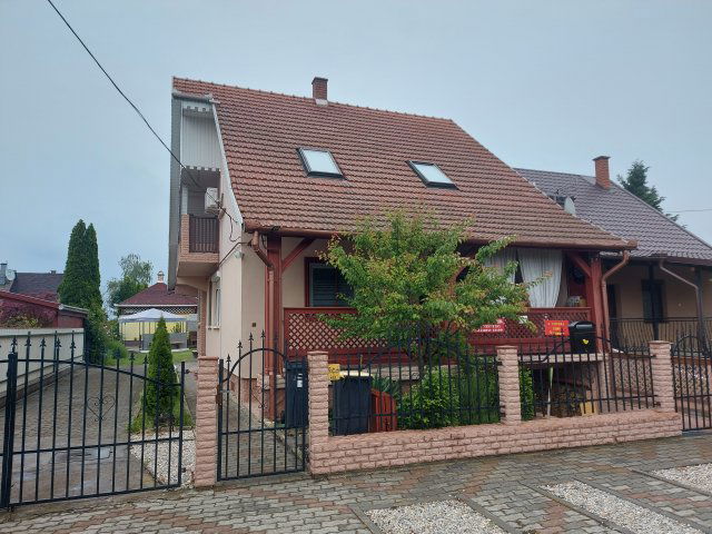 Eladó családi ház, Mezőkövesden 49.9 M Ft, 7 szobás