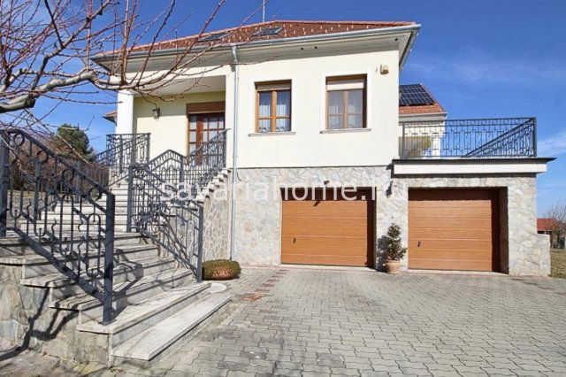 Eladó családi ház, Bozsokon 290 M Ft, 6 szobás