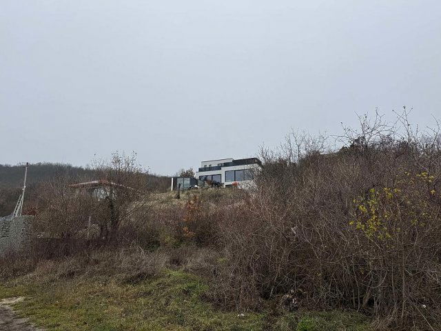 Eladó telek, Pomázon 40 M Ft / költözzbe.hu