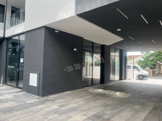 Kiadó üzlethelyiség, Pécsett 672 E Ft / hó