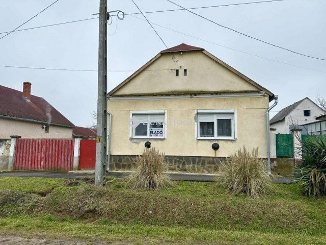 Eladó családi ház, Káldon 24 M Ft, 2 szobás