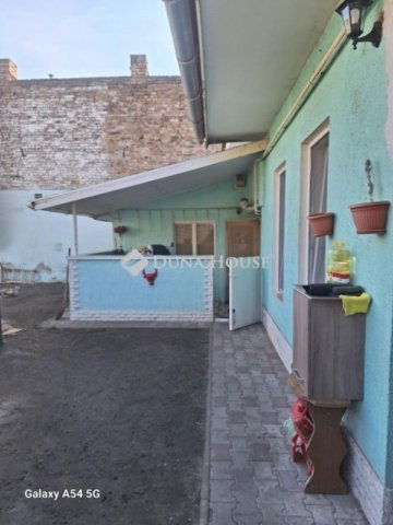Eladó családi ház, Budapesten, XX. kerületben 28.5 M Ft