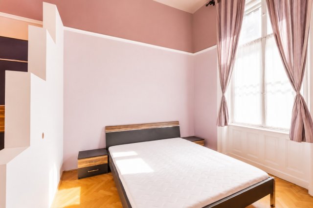 Eladó téglalakás, Budapesten, VIII. kerületben 110.5 M Ft