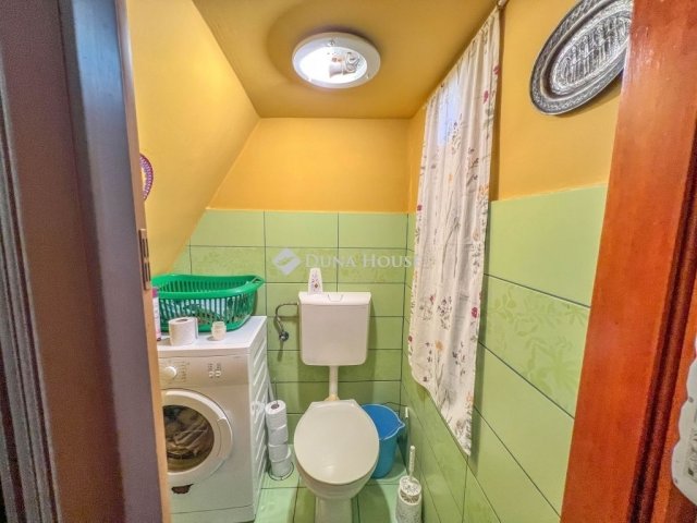 Eladó téglalakás, Budapesten, XX. kerületben 31.9 M Ft, 1 szobás