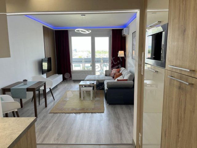 Kiadó téglalakás, albérlet, XIX. kerületben, Corvin körúton