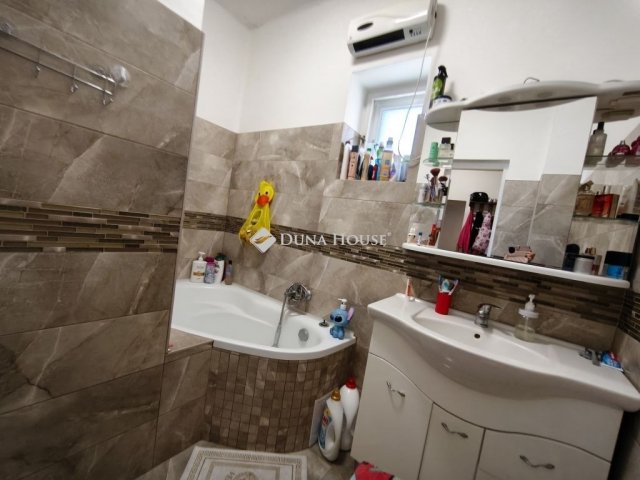 Eladó családi ház, Hódmezővásárhelyen 69.9 M Ft, 2+1 szobás