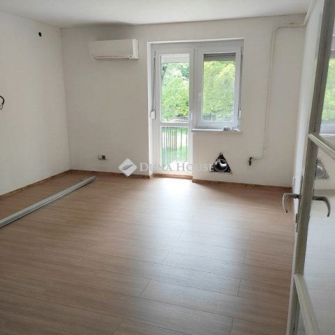 Eladó téglalakás, Budapesten, XIX. kerületben 54.2 M Ft