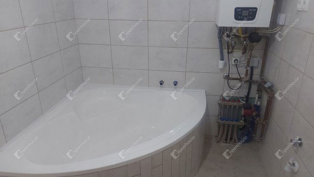 Eladó családi ház, Békéscsabán 55 M Ft, 3 szobás