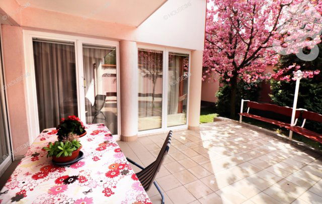 Eladó családi ház, Kecskeméten 200 M Ft, 6 szobás