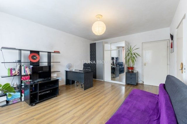 Eladó panellakás, Budapesten, VIII. kerületben 74.9 M Ft